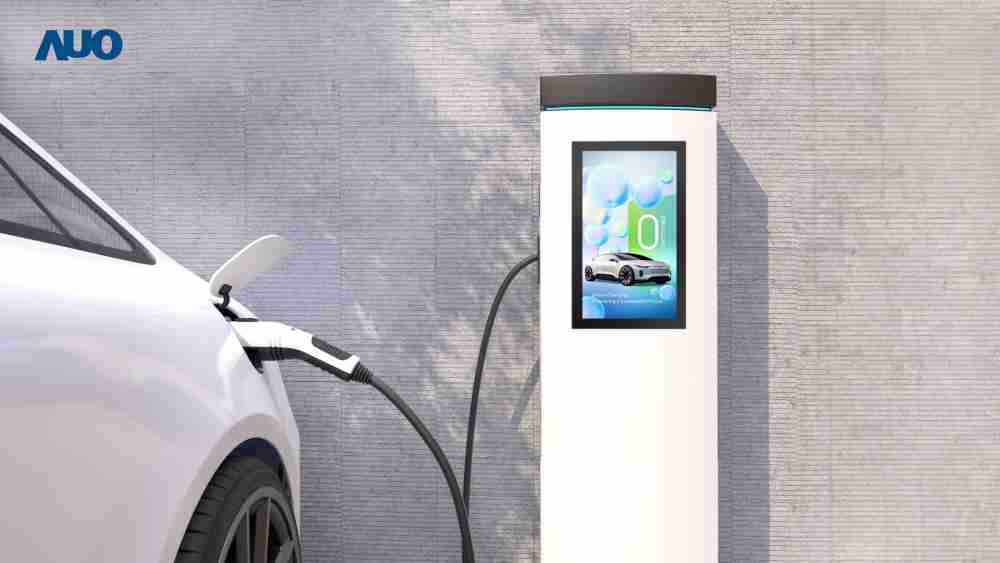 友達〝EVSE車用充電樁解決方案〞專為電動汽車充電樁設計，，，，具有高亮度、、、克服戶外艱難環境的耐溫、、、耐紫外線等特性，，，並搭載散熱性及擴充性強的高效能工業電腦，，，可實現人機互動訴求，，，，如資訊顯示、、、、支付等應用